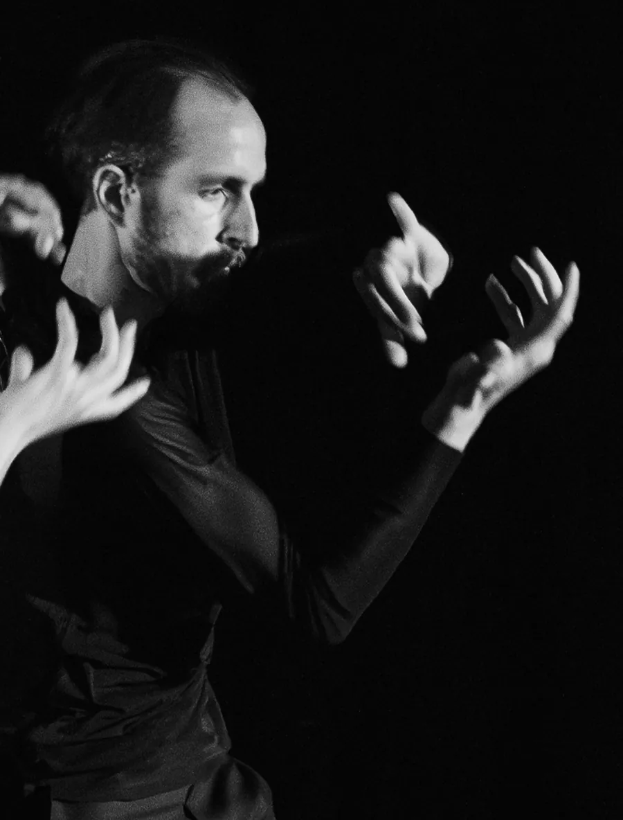 Portrait of Andrew Leigh, somatic facilitator